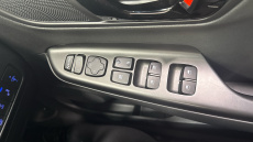 Hyundai Kona 1.6 GDi Hybrid Premium SE 5dr DCT Hybrid Hatchback